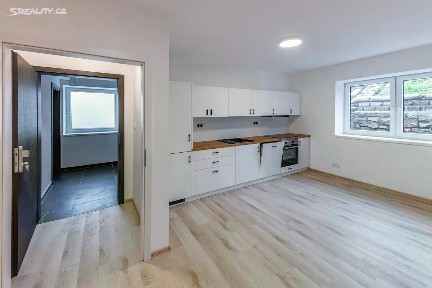 Prodej bytu 2+kk 28 m²