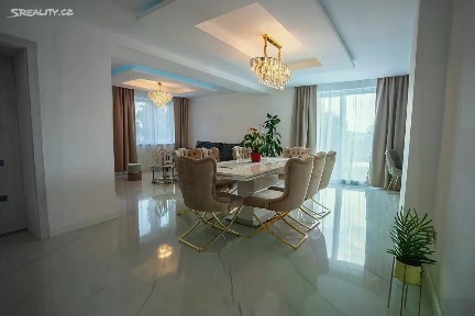 Prodej rodinného domu 210 m², pozemek 837 m² Sobětuchy