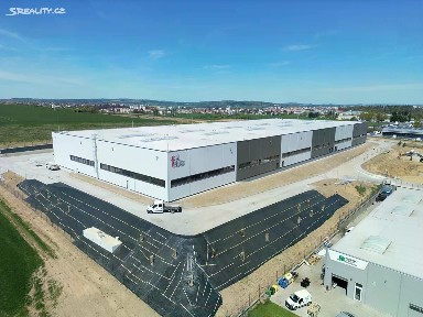 Pronájem skladového prostoru 10540 m²