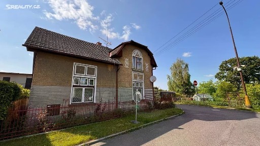 Prodej rodinného domu 210 m², pozemek 699 m² Luční, Opatovice nad Labem
