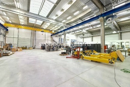 Pronájem skladového prostoru 5455 m²