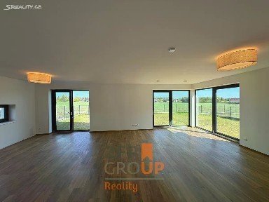 Prodej rodinného domu 228 m², pozemek 646 m² Dříteč