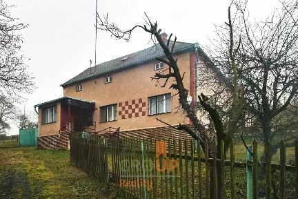 Prodej rodinného domu 240 m², pozemek 1359 m² Radiměř