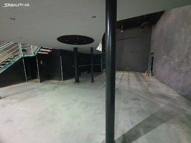 Pronájem obchodního prostoru 445 m²