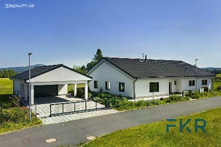 Prodej rodinného domu 205 m², pozemek 1401 m² Kolová