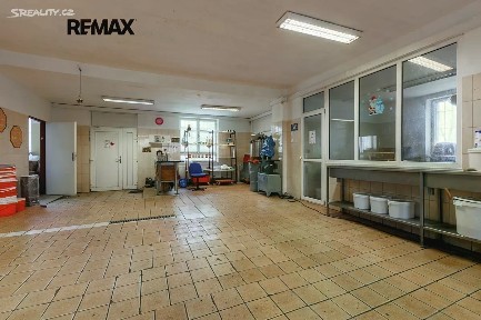 Prodej rodinného domu 251 m², pozemek 294 m² Sokolovská, Karlovy Vary - Rybáře