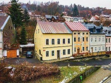 Prodej rodinného domu 249 m², pozemek 633 m² náměstí Republiky, Jáchymov