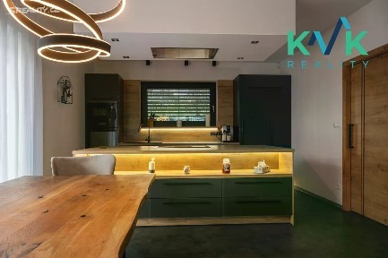 Prodej rodinného domu 228 m², pozemek 1069 m² Hájek