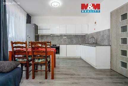 Prodej bytu 3+kk 65 m² Višňová, Milovice - Mladá