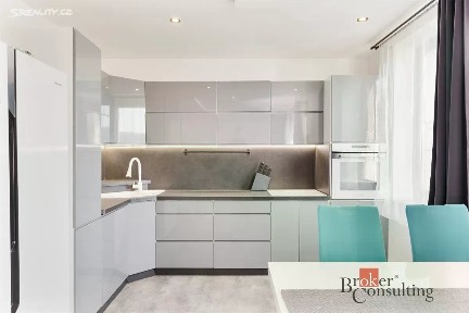 Prodej bytu 3+kk 82 m² Kublov