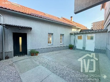 Prodej bytu 4+kk 143 m² Hořovice