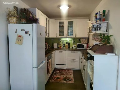 Prodej bytu 3+1 71 m² Pod Tvrzí, Odolena Voda