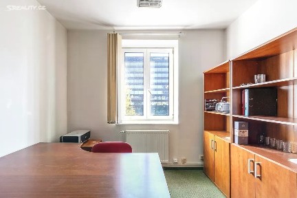 Pronájem kanceláře 124 m² Jemnická, Praha - Michle