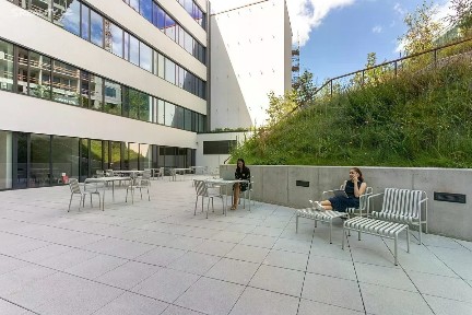 Pronájem kanceláře 75 m² Plzeňská, Praha - Smíchov