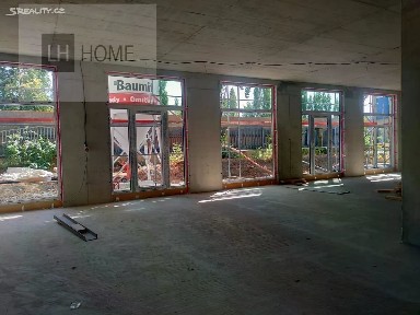 Pronájem obchodního prostoru 130 m²