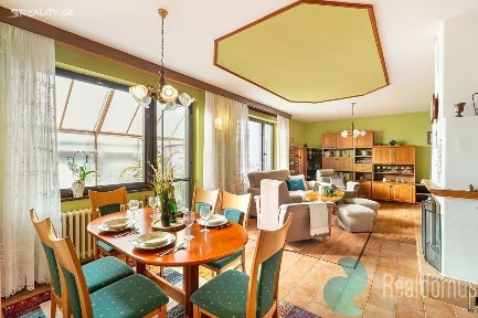Prodej rodinného domu 235 m², pozemek 724 m² Litvínovice