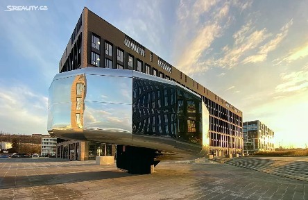 Pronájem kanceláře 560 m² Sokolovská, Praha - Karlín