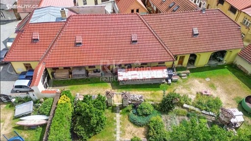 Prodej vícegeneračního domu 1144 m², pozemek 1535 m² Dlouhá, Bechyně