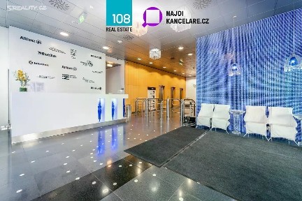 Pronájem kanceláře 1152 m² Ke Štvanici, Praha - Karlín