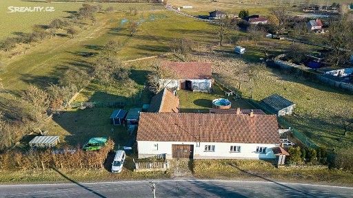 Prodej rodinného domu 266 m², pozemek 3343 m² Ražice - Štětice