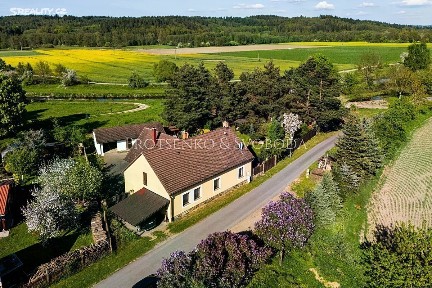 Prodej rodinného domu 298 m², pozemek 1263 m² Heřmaň