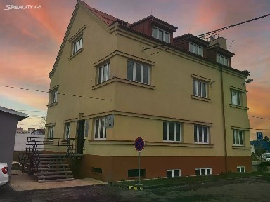 Pronájem kanceláře 30 m² Bystrá, Praha - Horní Počernice