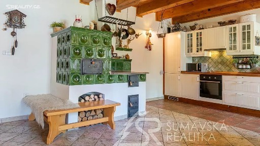 Prodej rodinného domu 259 m², pozemek 4093 m² Nicov