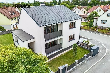 Prodej rodinného domu 183 m², pozemek 625 m² Spojovací, Jindřichův Hradec - Radouňka
