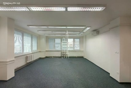 Pronájem kanceláře 300 m² Roztylská, Praha - Chodov