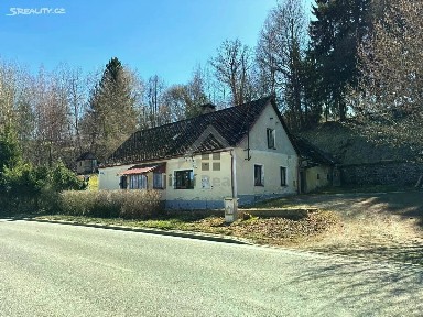 Prodej rodinného domu 180 m², pozemek 1231 m²