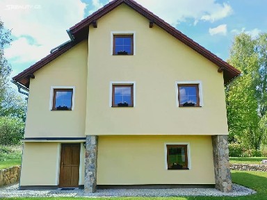 Prodej rodinného domu 160 m², pozemek 638 m²