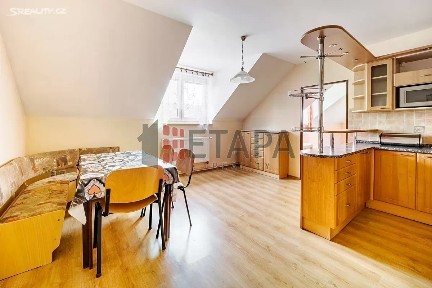 Prodej rodinného domu 382 m², pozemek 317 m² Ražice