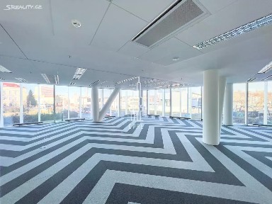 Pronájem kanceláře 648 m² Plynární, Praha - Holešovice