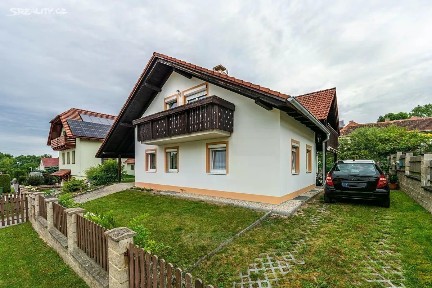 Prodej rodinného domu 330 m², pozemek 412 m² Vodňany - Pražák