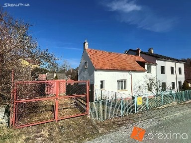 V Kolotoči, Studená