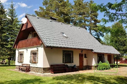 Prodej rodinného domu 222 m², pozemek 7330 m² Dvory