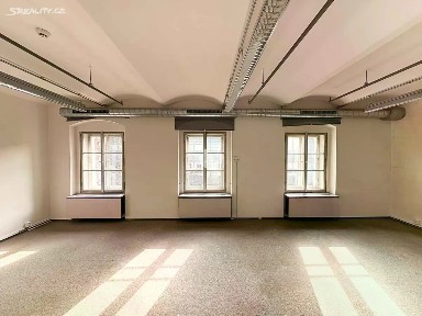 Pronájem kanceláře 150 m² U Průhonu, Praha - Holešovice