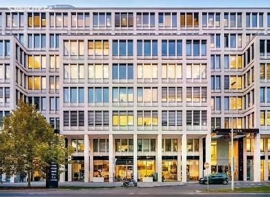 Pronájem kanceláře 429 m²