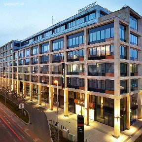 Pronájem kanceláře 876 m² Rohanské nábřeží, Praha - Karlín