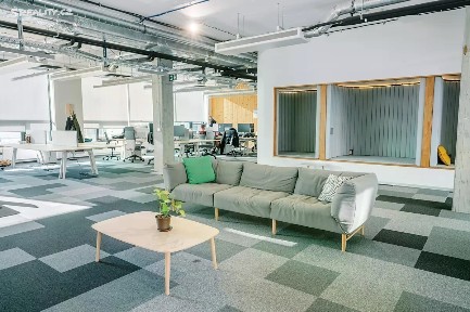 Pronájem kanceláře 100 m² Rohanské nábřeží, Praha - Karlín