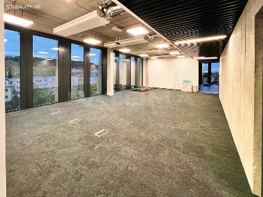 Pronájem kanceláře 447 m² Evropská, Praha - Vokovice