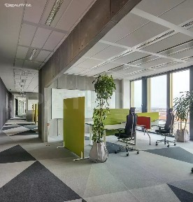Pronájem kanceláře 859 m² Pikrtova, Praha - Nusle
