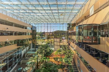 Pronájem kanceláře 744 m² Mezi Vodami, Praha - Modřany