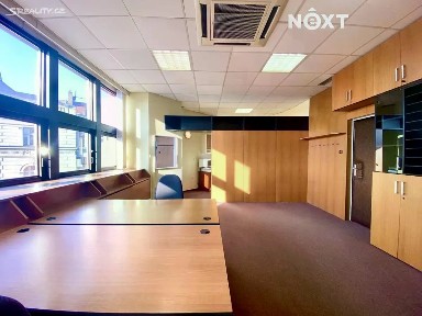 Pronájem kanceláře 61 m² Na Moráni, Praha - Nové Město