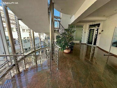 Pronájem kanceláře 75 m²