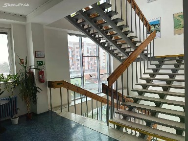 Pronájem komerční nemovitosti 15 m² Geologická, Praha - Hlubočepy