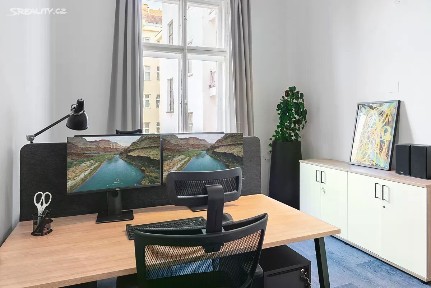 Pronájem kanceláře 16 m² Kamenická, Praha - Holešovice
