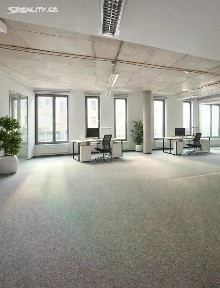 Pronájem kanceláře 184 m² Sokolovská, Praha - Vysočany