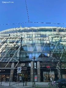 Pronájem kanceláře 366 m²