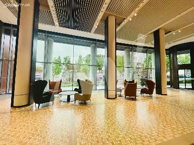 Pronájem kanceláře 208 m² Lomnického, Praha - Nusle